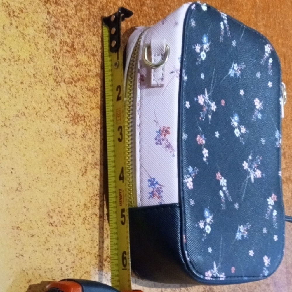 Floral Black and Pink Crossbody Bag - Picture 6 of 8